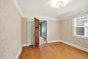 1607 S 55th St, West Milwaukee, WI 53214 - Photo 14