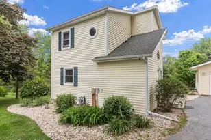 W5838 Mariner Hills Ct, La Grange, WI 53121 - Photo 6