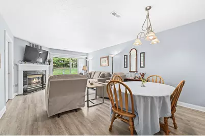 652  Pewaukee Rd #A, Pewaukee, WI 53072 - Photo 6