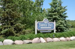 652 Pewaukee Rd, Pewaukee, WI 53072 - Photo 30