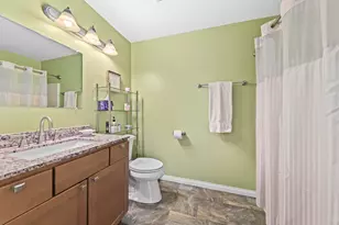 652 Pewaukee Rd, Pewaukee, WI 53072 - Photo 10