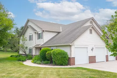 652  Pewaukee Rd #A, Pewaukee, WI 53072 - Photo 16