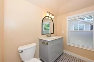 2416 N 91st St, Wauwatosa, WI 53226 - Photo 20