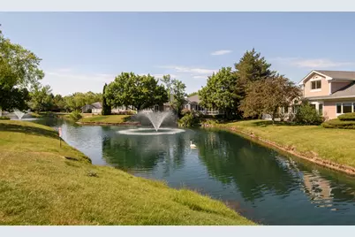 14142 W Waters Way, New Berlin, WI 53151 - Photo 20