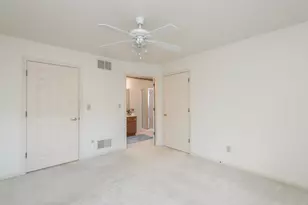 14142 W Waters Way, New Berlin, WI 53151 - Photo 30
