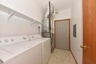 1522 Iroquois Ave, Grafton, WI 53024 - Photo 14