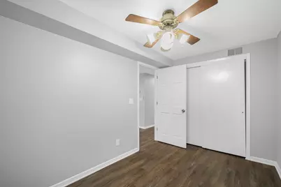 2321 S 19th St, Milwaukee, WI 53215 - Photo 24
