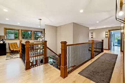 250 E Laurel Cir, Delafield, WI 53018 - Photo 30
