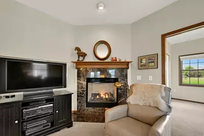 208  Potter Rd #201, Elkhorn, WI 53121 - Photo 16