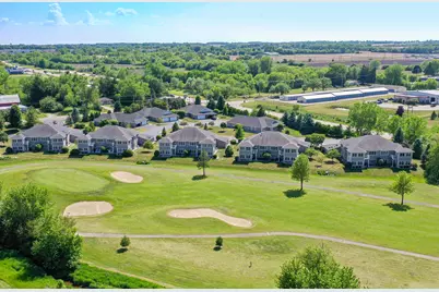 208  Potter Rd #201, Elkhorn, WI 53121 - Photo 4