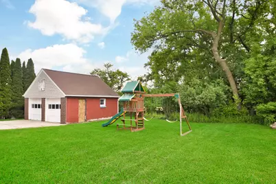1713  Taylor Ln, West Bend, WI 53090 - Photo 18