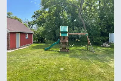 1713  Taylor Ln, West Bend, WI 53090 - Photo 22