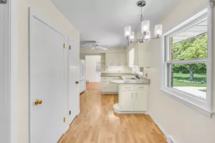 11240 N Valley Dr, Mequon, WI 53092 - Photo 8