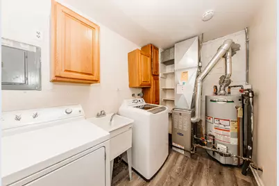 6304 W Nash St, Milwaukee, WI 53216 - Photo 10