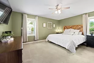 3938 W Minnesota Ave, Franklin, WI 53132 - Photo 8