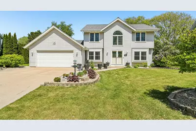 700 E Hobby Ln, Oak Creek, WI 53154 - Photo 1