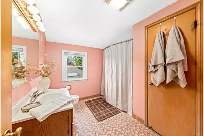 111 N 85th St, Wauwatosa, WI 53226 - Photo 20