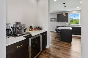 2901 Loretta Ln, Barton, WI 53090 - Photo 8