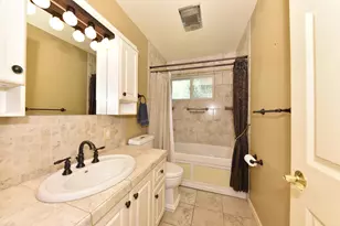 10852 S Richard Rd, Oak Creek, WI 53154 - Photo 20