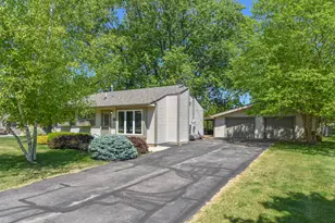 10852 S Richard Rd, Oak Creek, WI 53154 - Photo 28