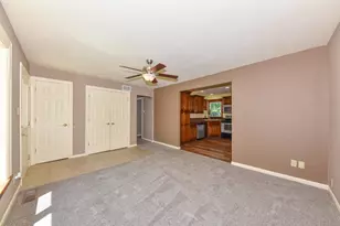10852 S Richard Rd, Oak Creek, WI 53154 - Photo 6