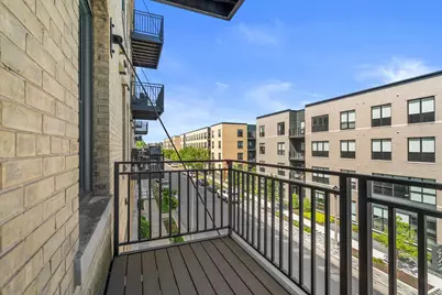 1818 N Water St #303, Milwaukee, WI 53202 - Photo 16