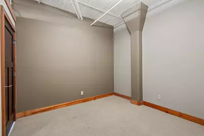 1818 N Water St #303, Milwaukee, WI 53202 - Photo 14