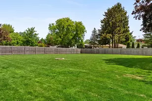 3813 S 13th St, Sheboygan, WI 53081 - Photo 26