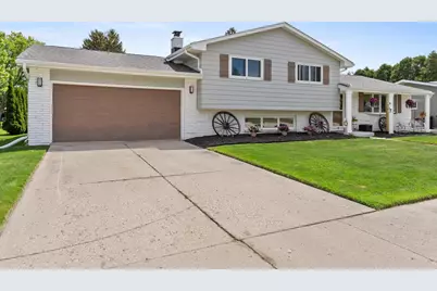 3813 S 13th St, Sheboygan, WI 53081 - Photo 2