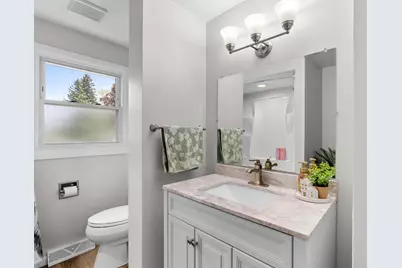 3813 S 13th St, Sheboygan, WI 53081 - Photo 12