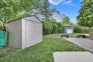 11300 Parkview Ln, Hales Corners, WI 53130 - Photo 28