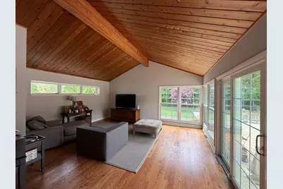 9385 N Lake Dr, Bayside, WI 53217 - Photo 2