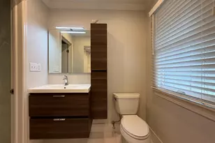 9385 N Lake Dr, Bayside, WI 53217 - Photo 32