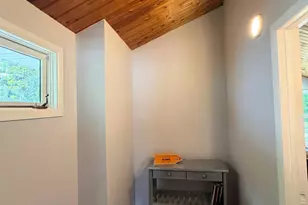 9385 N Lake Dr, Bayside, WI 53217 - Photo 20