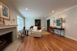 9385 N Lake Dr, Bayside, WI 53217 - Photo 14
