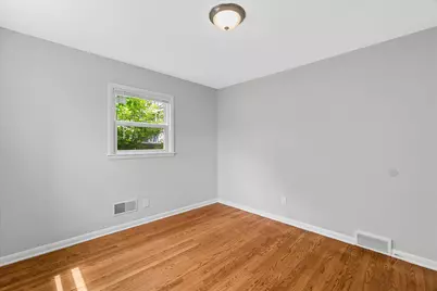 7029 W Hampton Ave, Milwaukee, WI 53218 - Photo 46