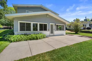 5613 Exeter St, Greendale, WI 53129 - Photo 36