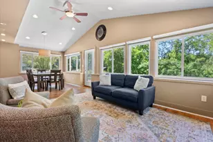 5613 Exeter St, Greendale, WI 53129 - Photo 20