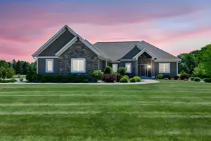 36860 Stillwater Dr, Summit, WI 53066 - Photo 2