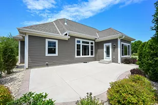 36860 Stillwater Dr, Summit, WI 53066 - Photo 48