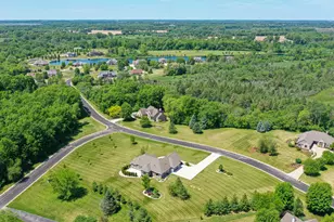 36860 Stillwater Dr, Summit, WI 53066 - Photo 52