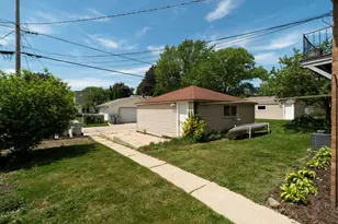 2815 N 88th St, Milwaukee, WI 53222 - Photo 40