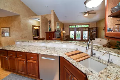 N63W23898  Terrace Dr #17, Sussex, WI 53089 - Photo 20