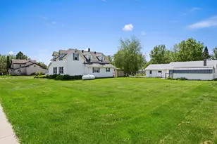 201 W Hogg St, Melrose, WI 54642 - Photo 22