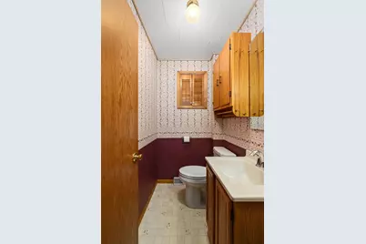 201 W Hogg St, Melrose, WI 54642 - Photo 10