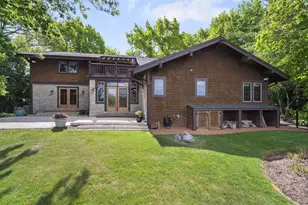 7541 S Cambridge Dr, Franklin, WI 53132 - Photo 54
