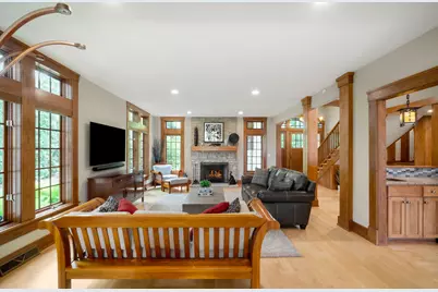 7541 S Cambridge Dr, Franklin, WI 53132 - Photo 12