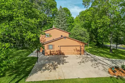 N92W25490  Blue Heron Dr, Lisbon, WI 53089 - Photo 2