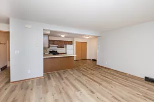 605 Bakertown Dr, Sullivan, WI 53178 - Photo 2
