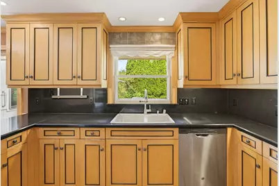 6757 N Santa Monica Blvd, Fox Point, WI 53217 - Photo 16